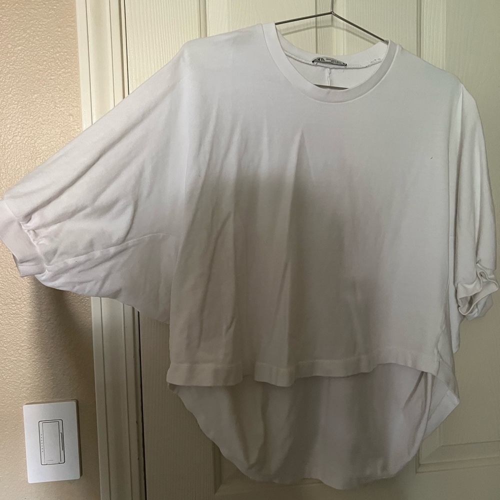 NWOT Zara White oversized puff Sleeve Tee